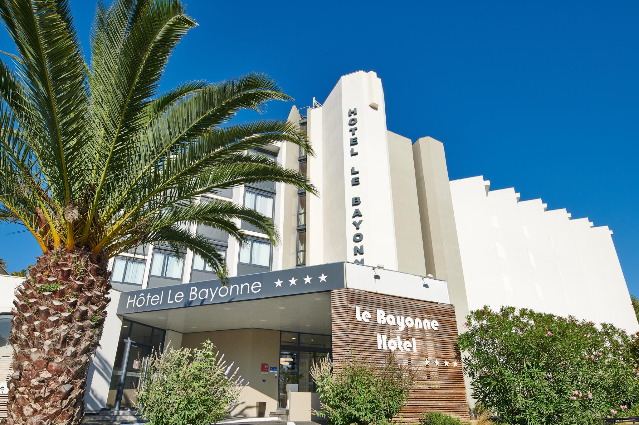 Hotel Le Bayonne Exterior photo